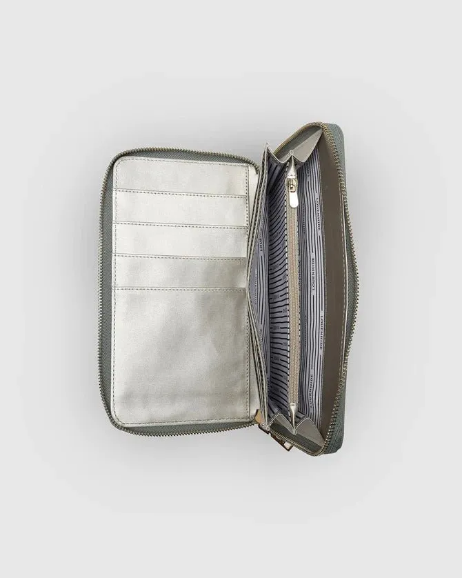 ARABELLA TRAVEL WALLET SAGE GREEN