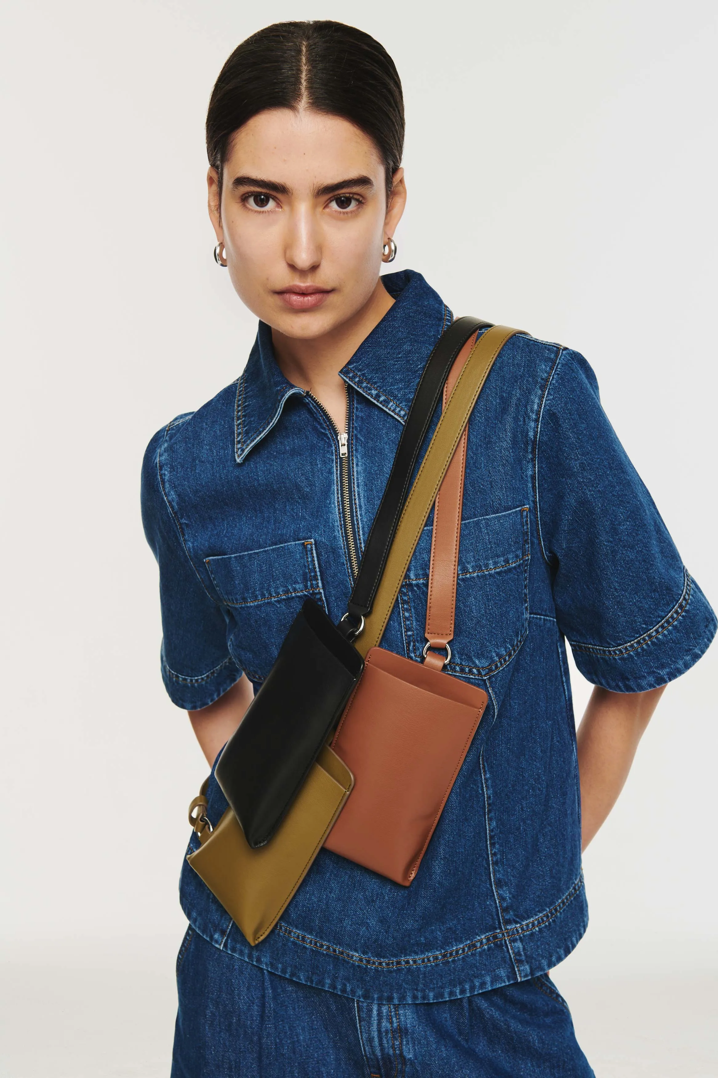 BEEN x ALIGNE Willow Phone Bag