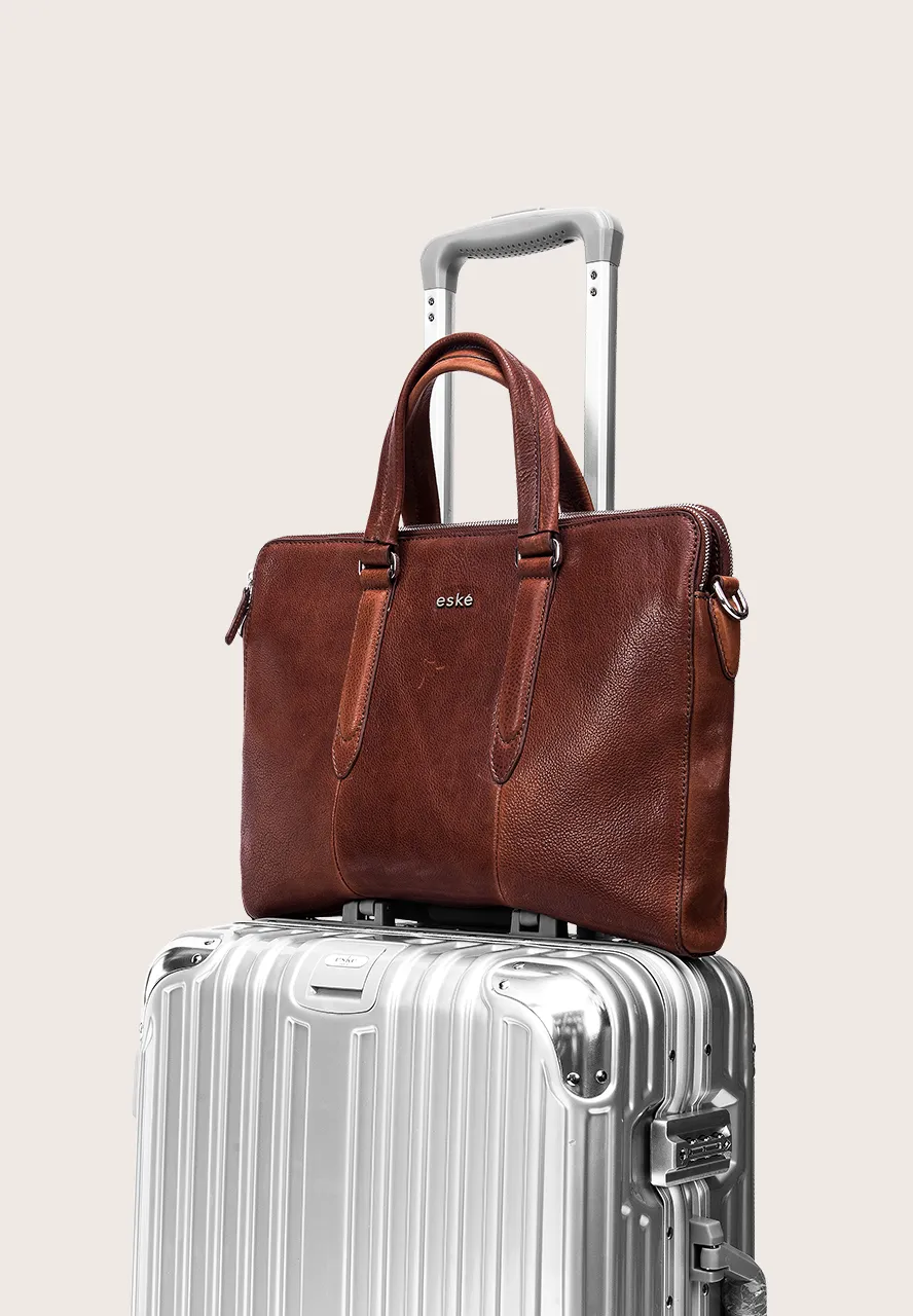 Beuth, the briefcase