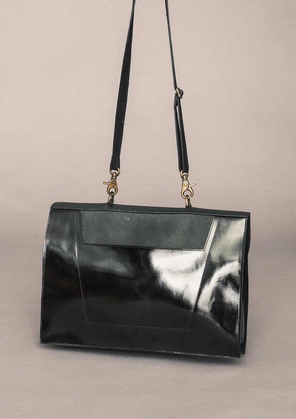 BRIEFCASE - LEATHER black