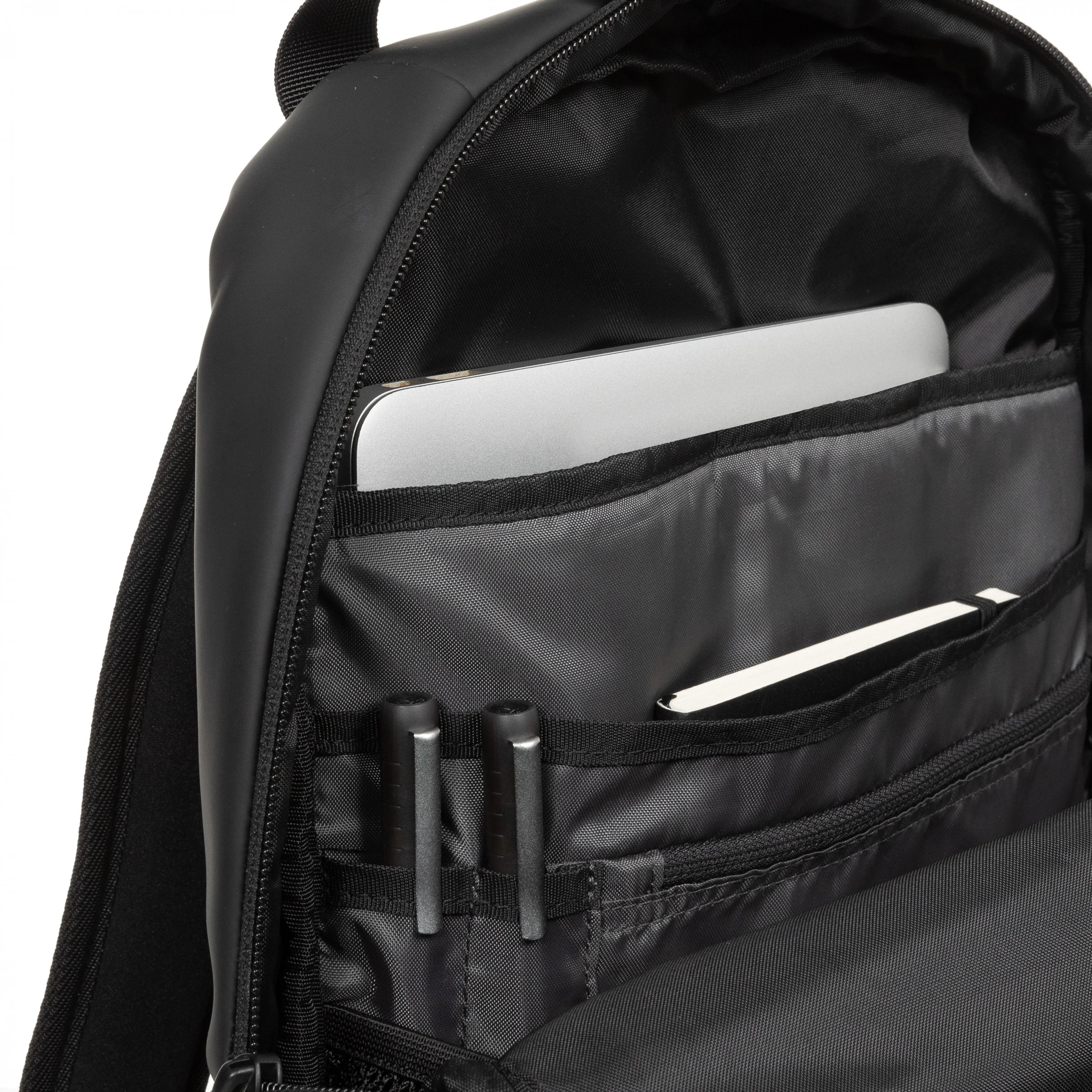 Eastpak Tecum Tote CNNCT F Matte Black -EK0A5BHU1F51