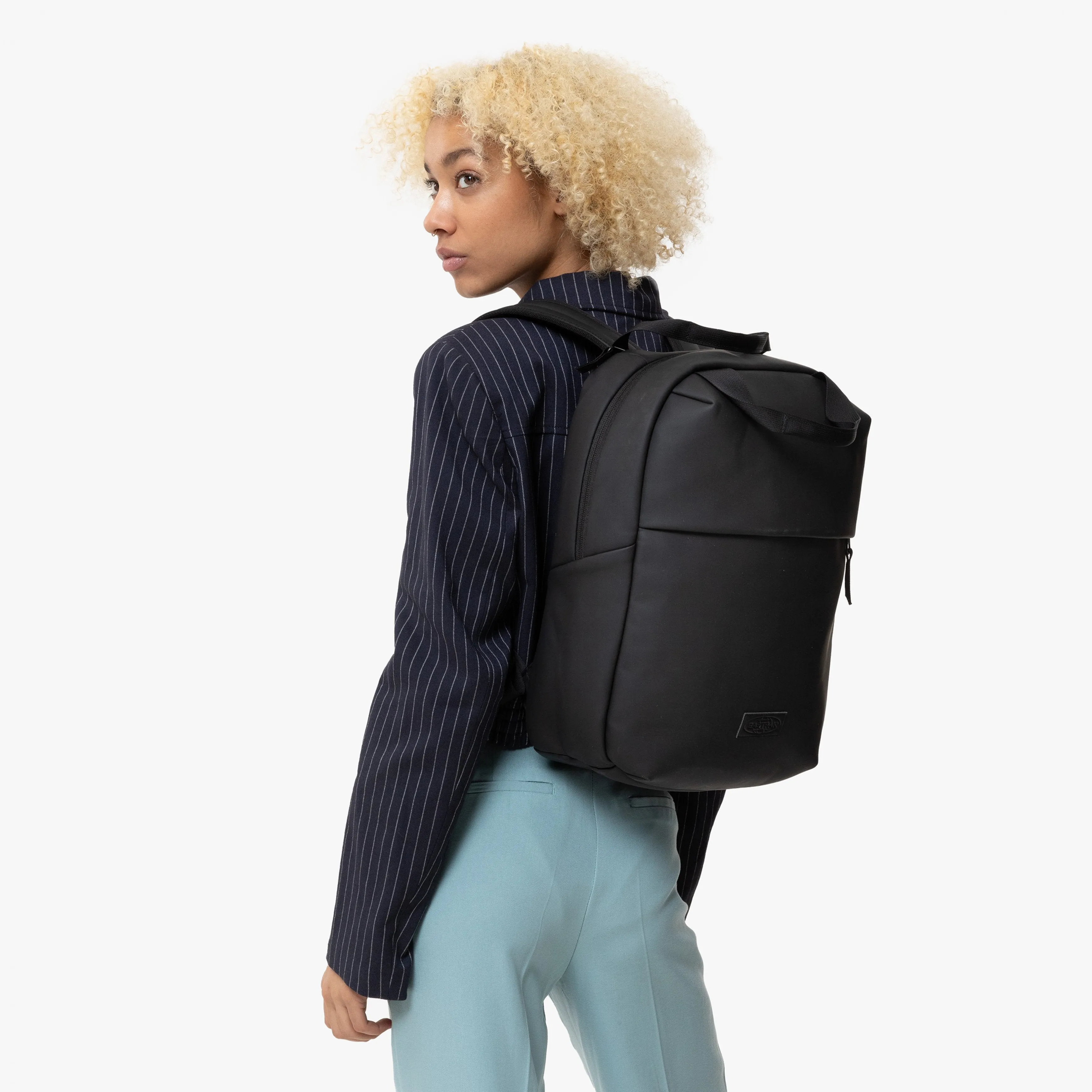 Eastpak Tecum Tote CNNCT F Matte Black -EK0A5BHU1F51