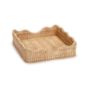 Resin Scalloped Edge Napkin Holder