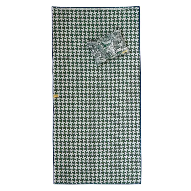 Sand Free Beach Towel | Oxfordshire