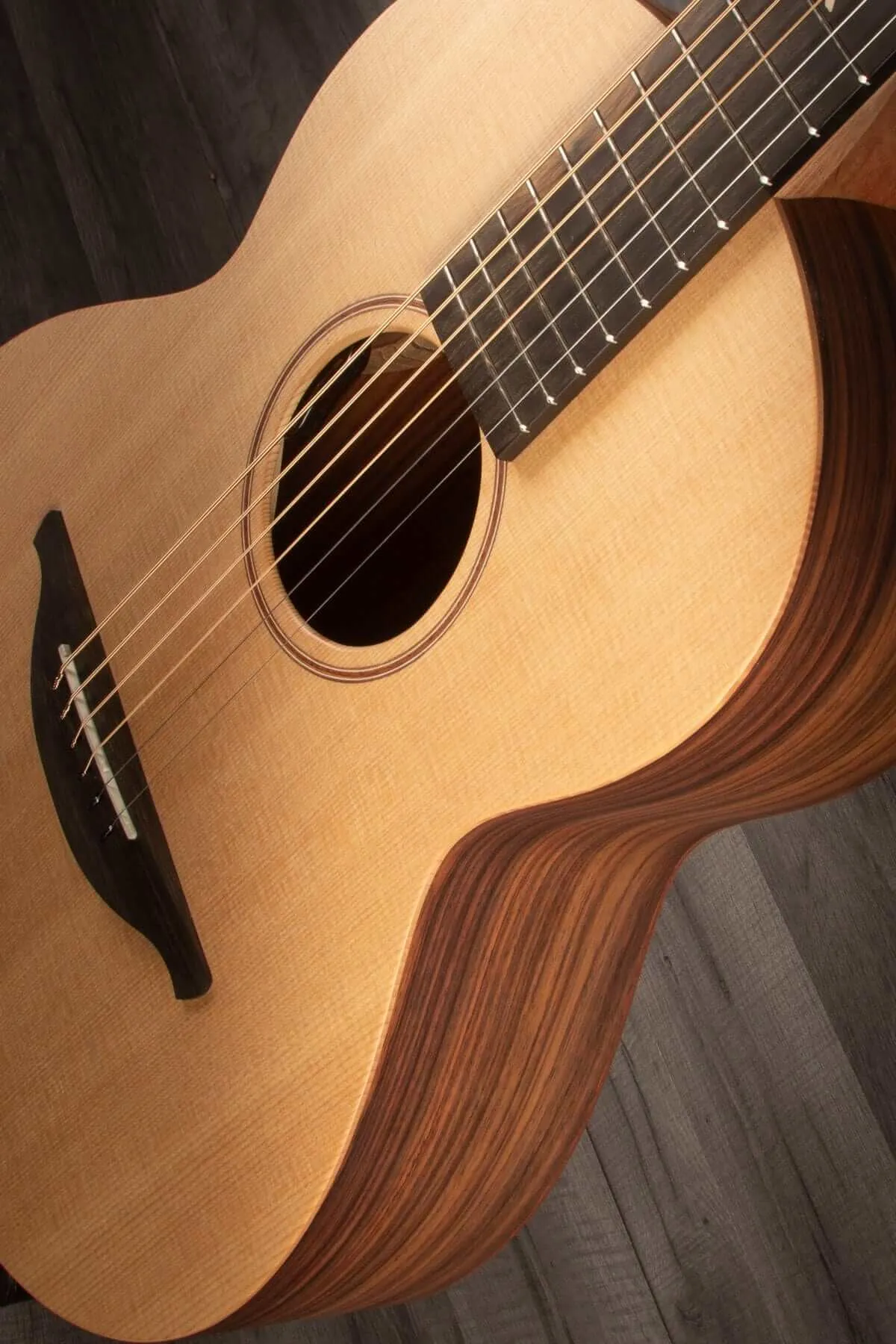 Sheeran by Lowden Tour Edition - Acoustic Guitar