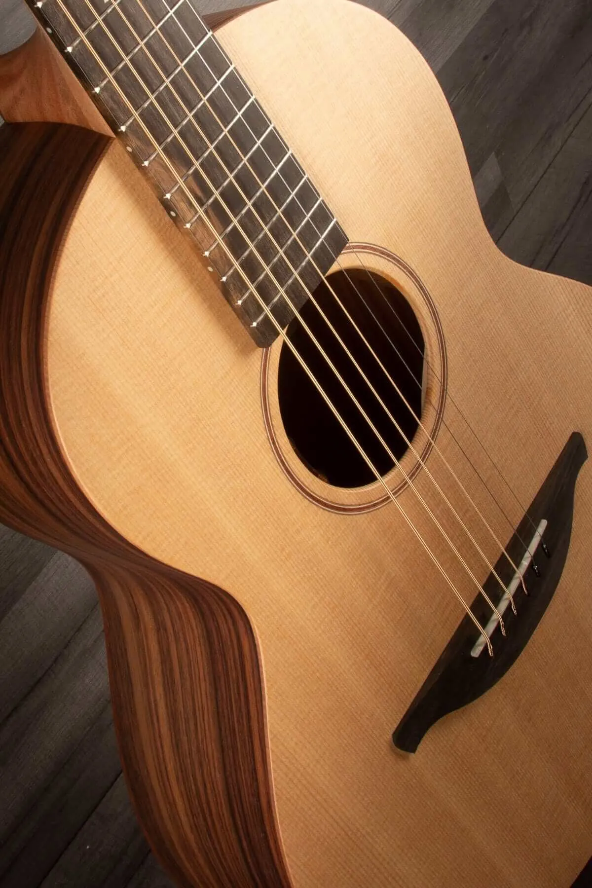 Sheeran by Lowden Tour Edition - Acoustic Guitar