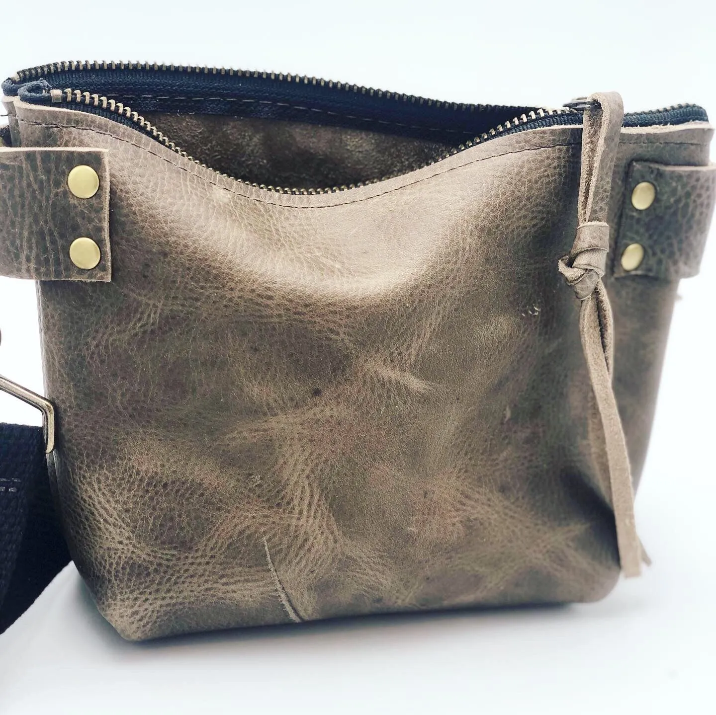 Small Leather Bag "The Birdie"