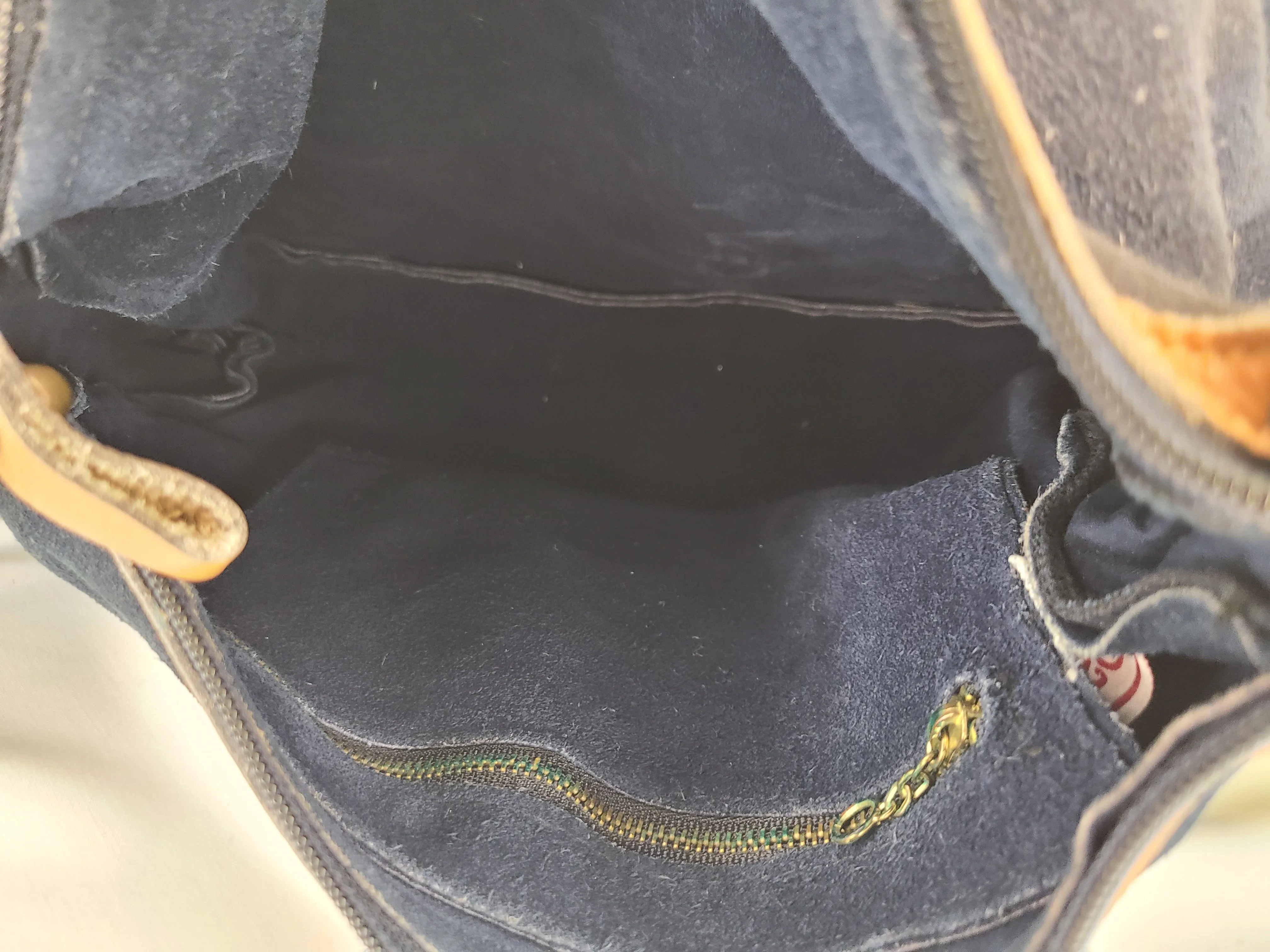 Vintage 1980s G.H. Bass Navy Suede Shoulder Bag