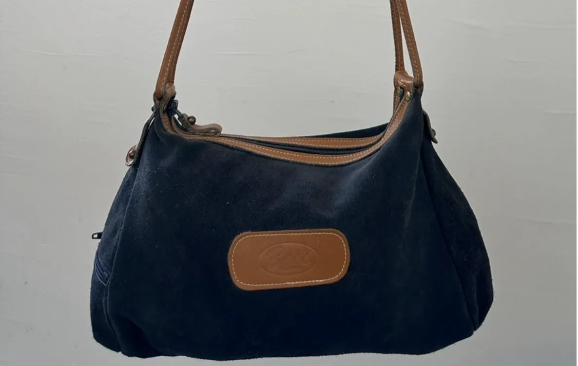 Vintage 1980s G.H. Bass Navy Suede Shoulder Bag